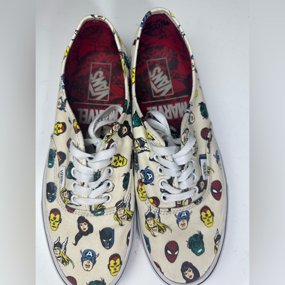 VansMarvel x Authentic 'Marvel Heads' Avengers Off White LaceUp Mens Sneakers 10 - Picture 10 of 15